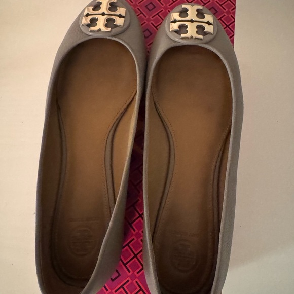 Tory Burch Claire Ballet Flat - Picture 6 of 6